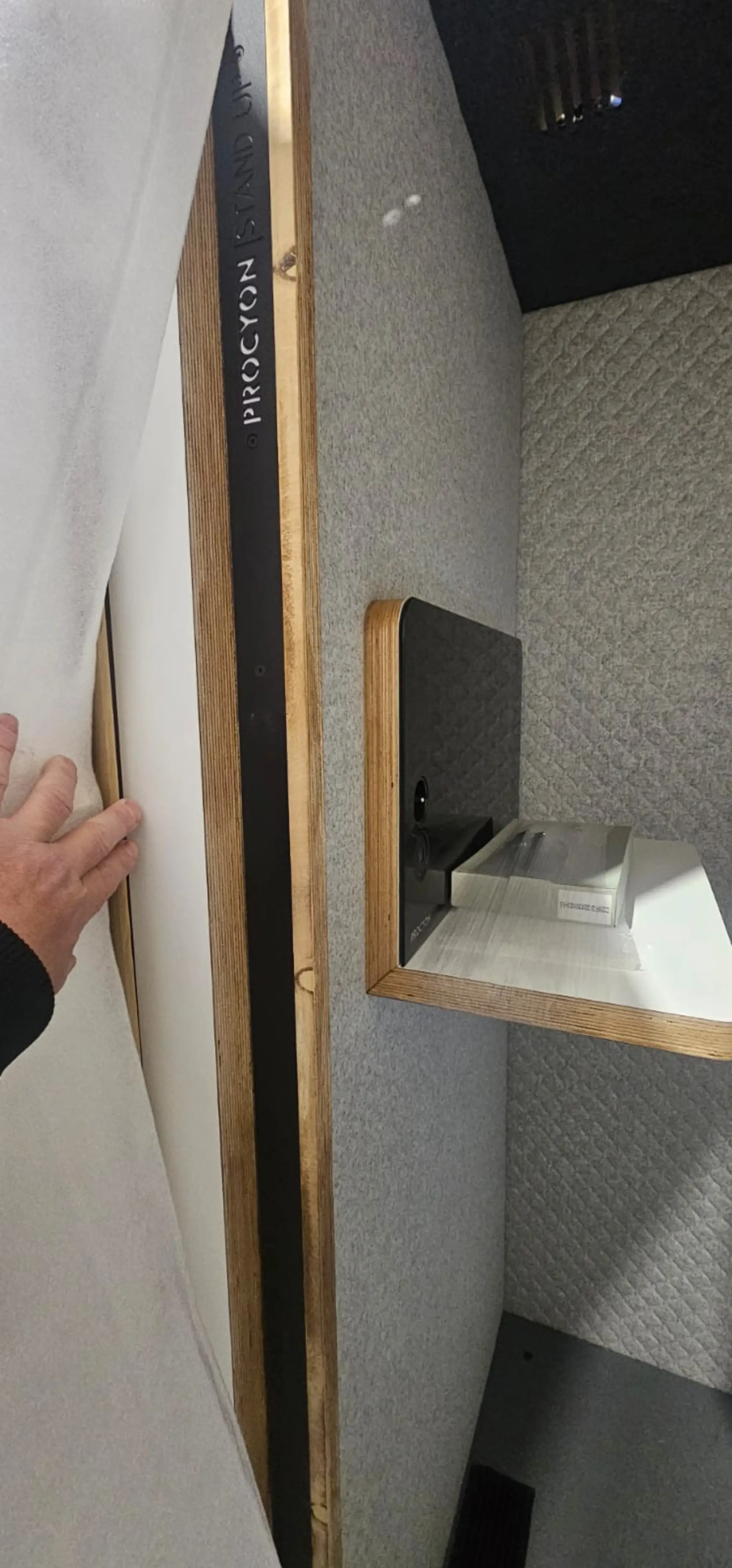 Cabine Stand Up reconditionnée, appui-dos bleu