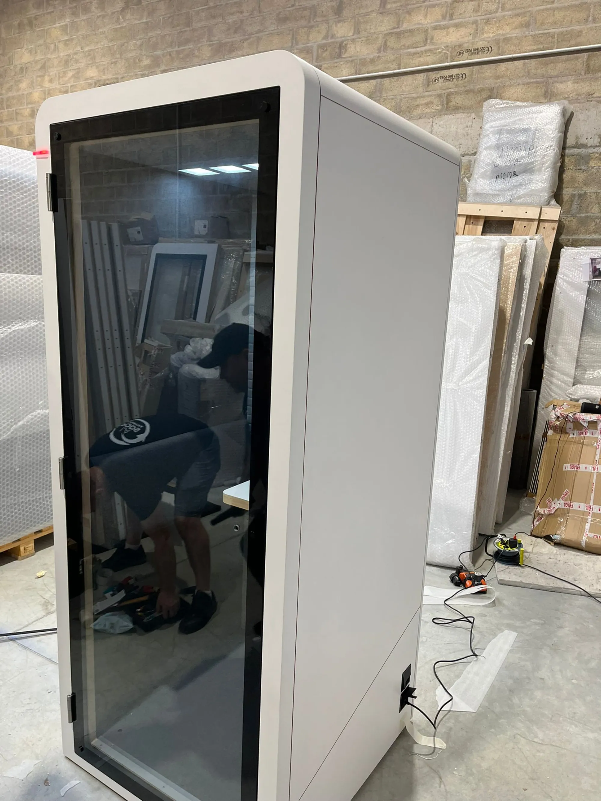 Cabine Stand Up reconditionnée, intérieur gris foncé
