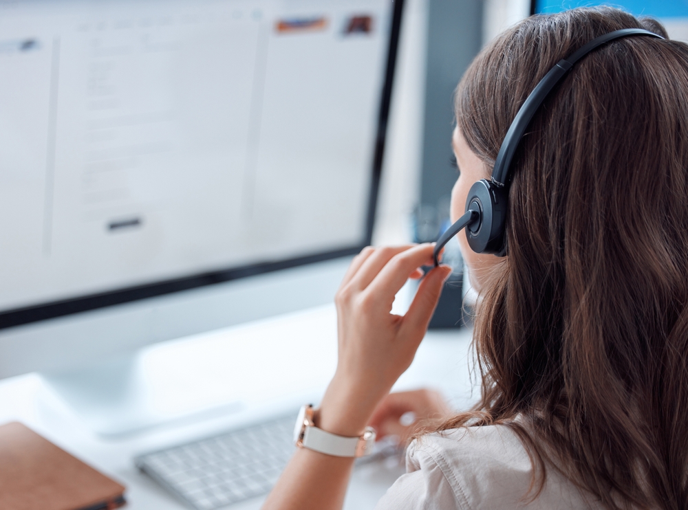 A Redicare customer service representative at work