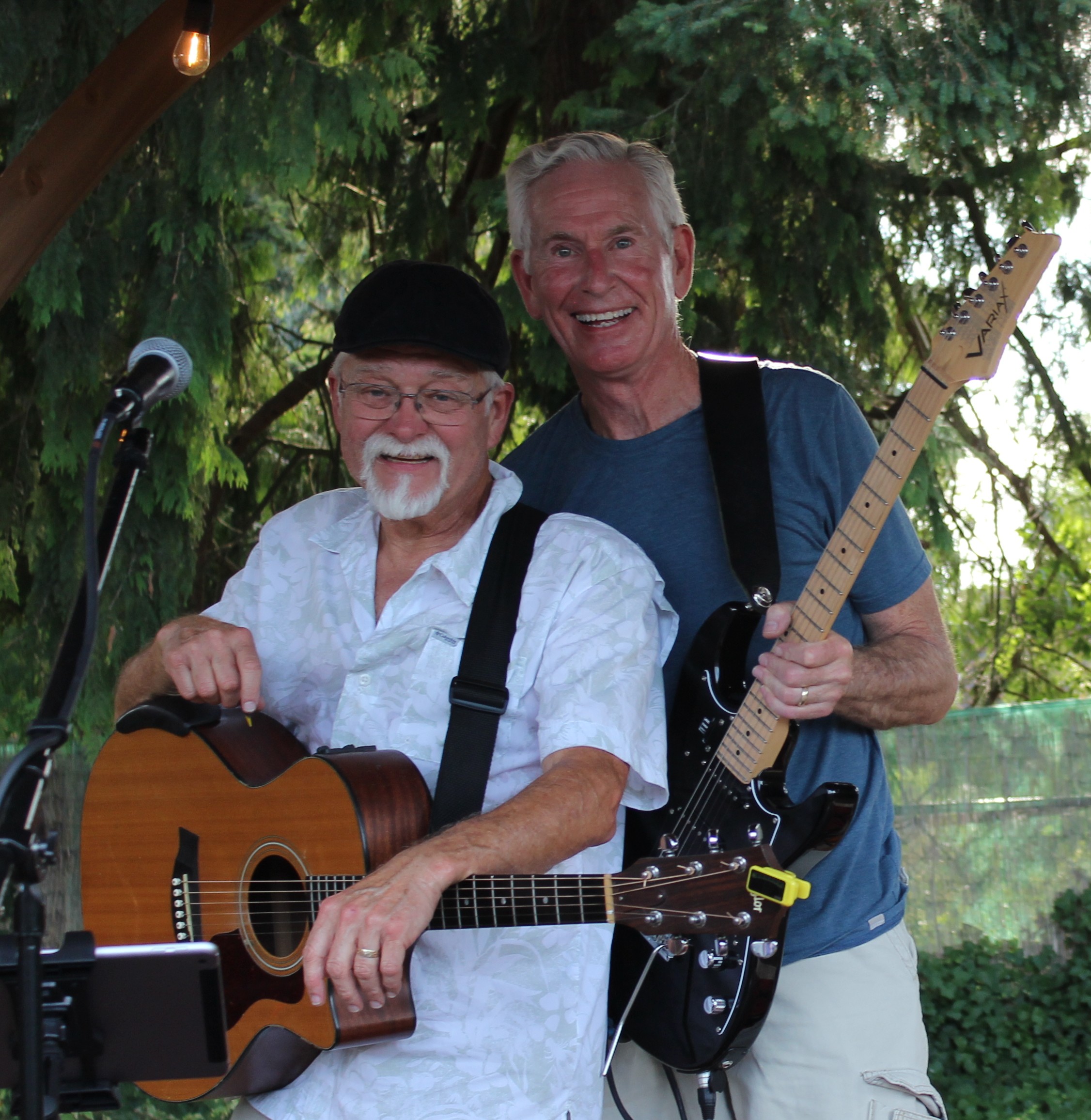Live Music: Two Left Feet