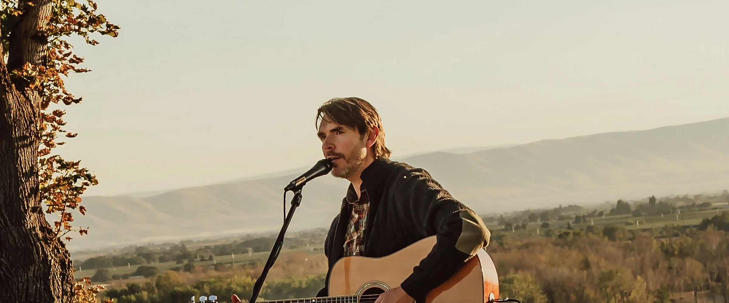 Owen Kortz performing live in the tasting room at 14 Acres Vineyard & Winery