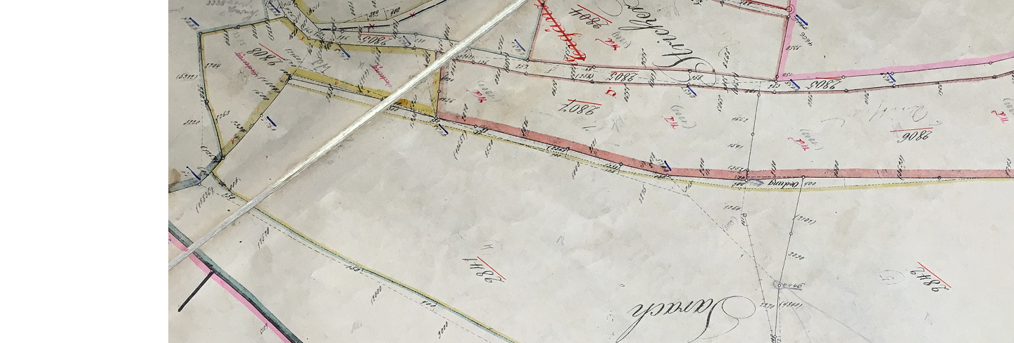 Historischer Lageplan mit Vermessungslinien