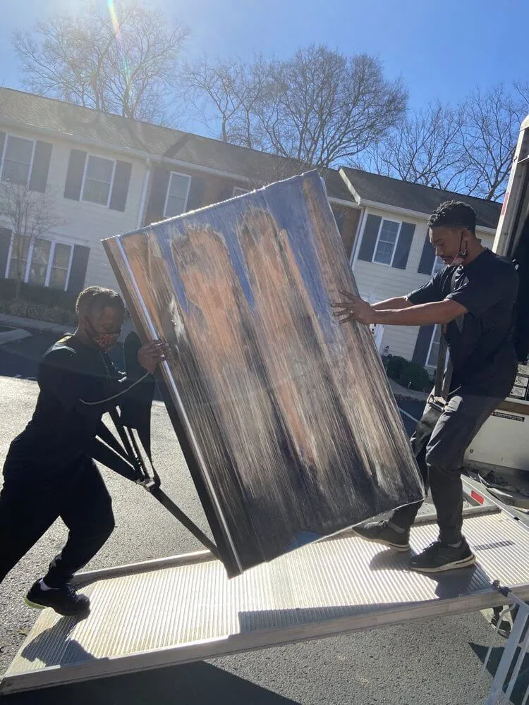 image of moving truck