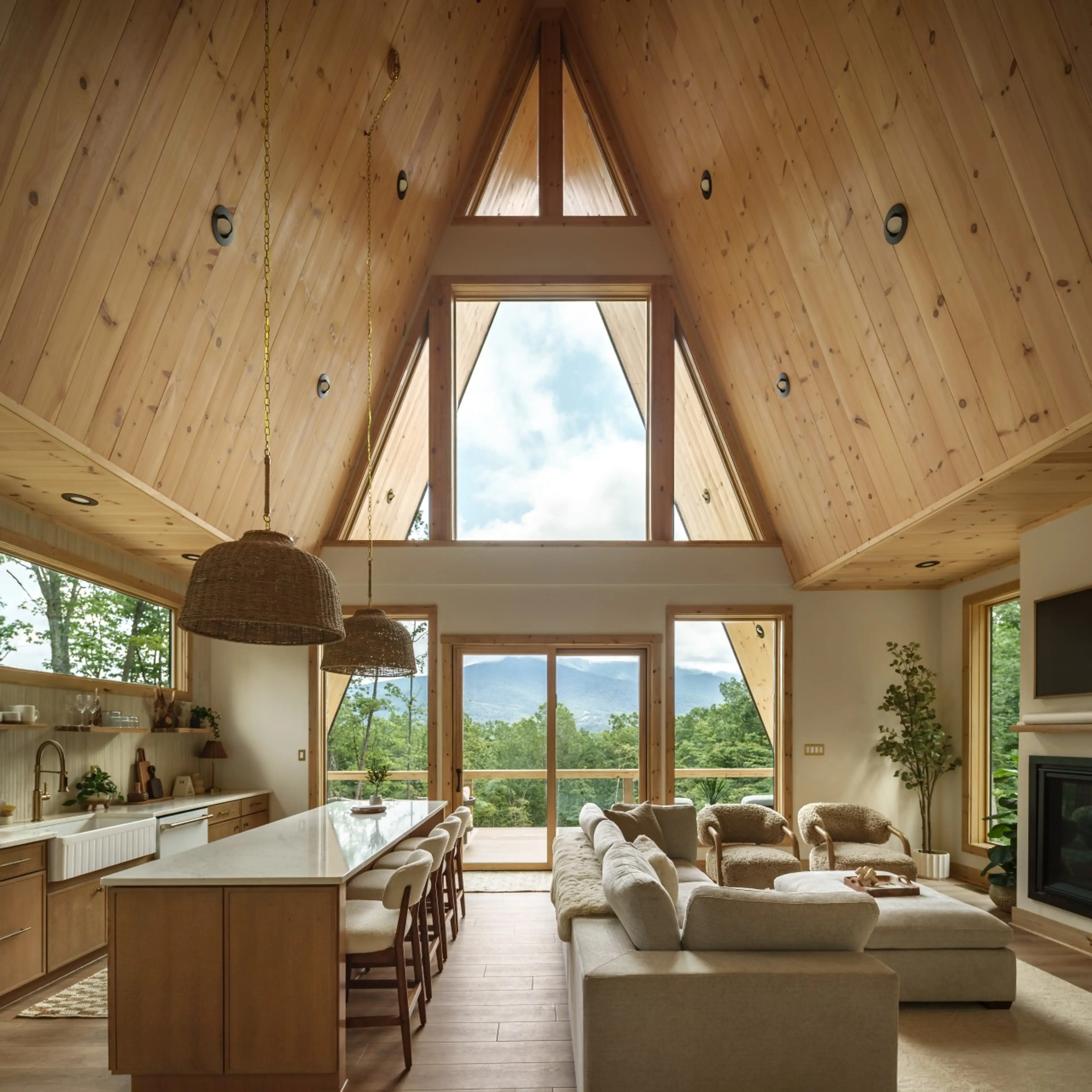 Vaulted kitchen and living area at Solhaus Shenandoah with floor-to-ceiling windows