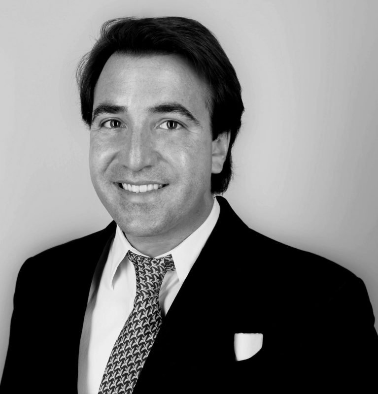 Luis O.