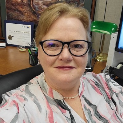 Darlene H.