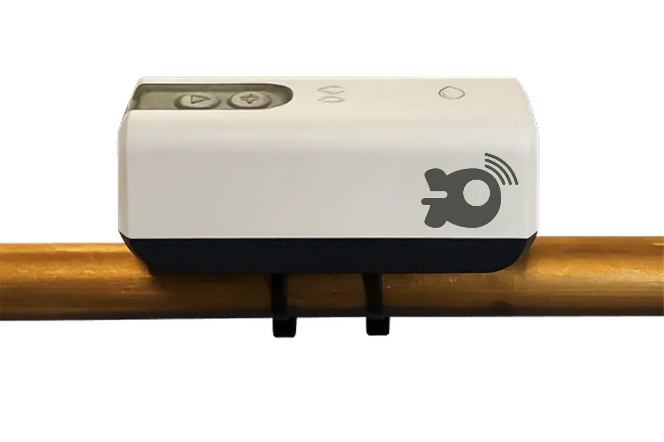 Submeter on copper pipe