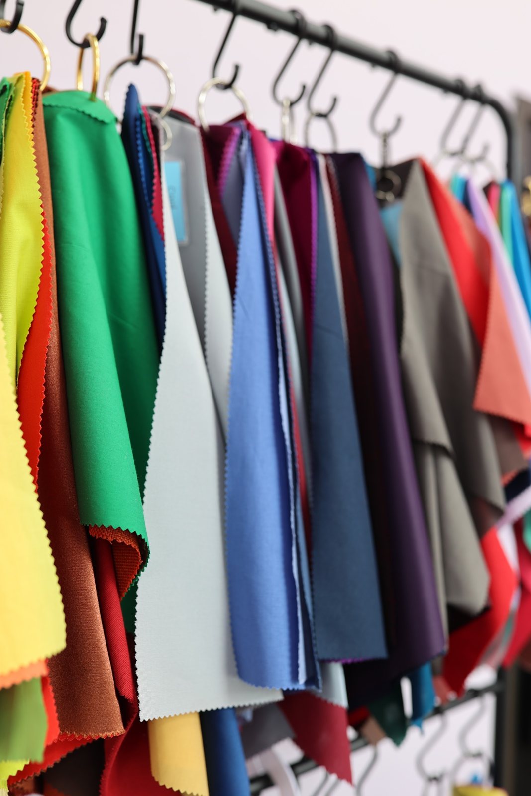 The color rack at a color analysis client session