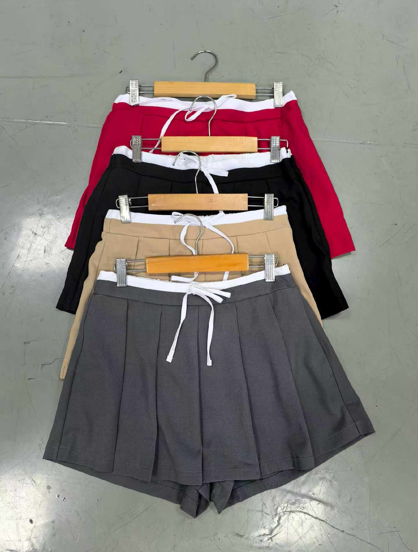 Front view of Ladies' Skort in wholesale ready stock (Style No. TF9117)