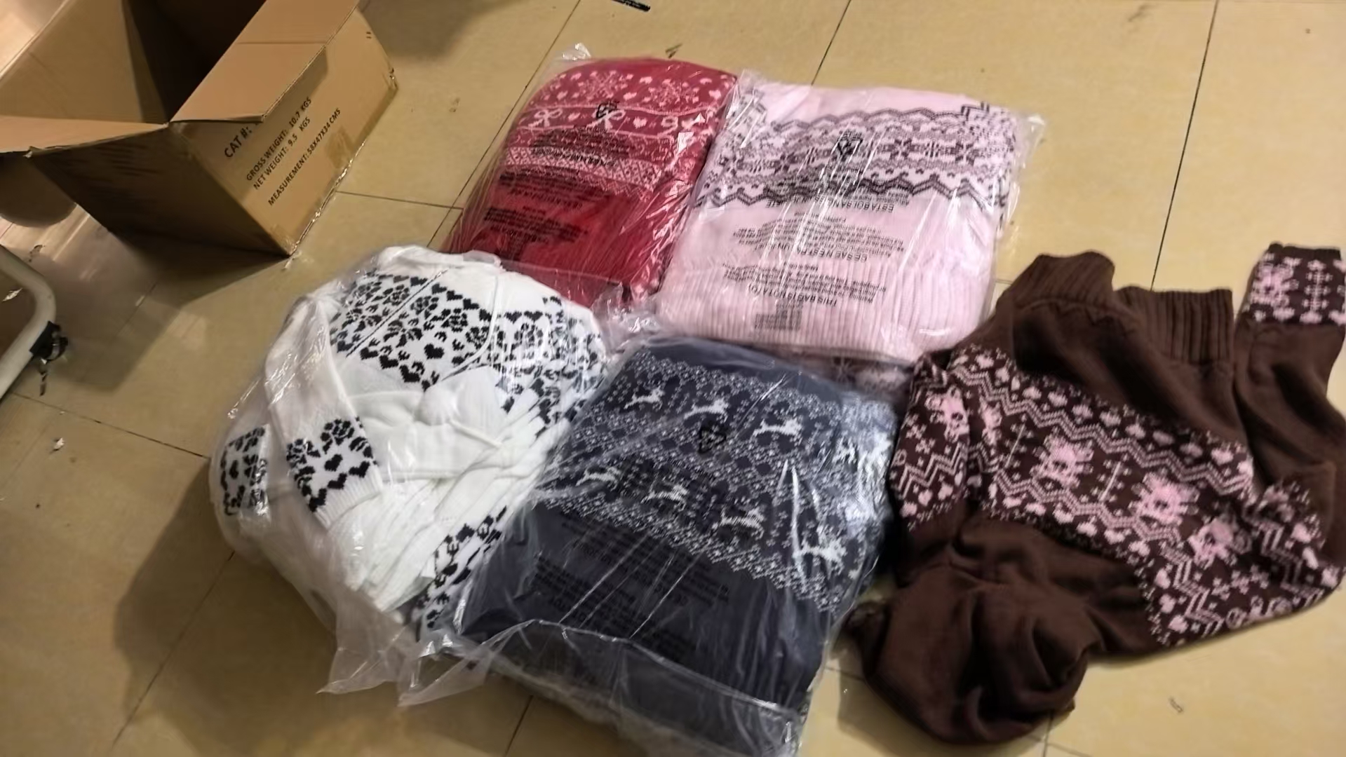 Assorted color options for ladies' pattern knit sweater TF8703