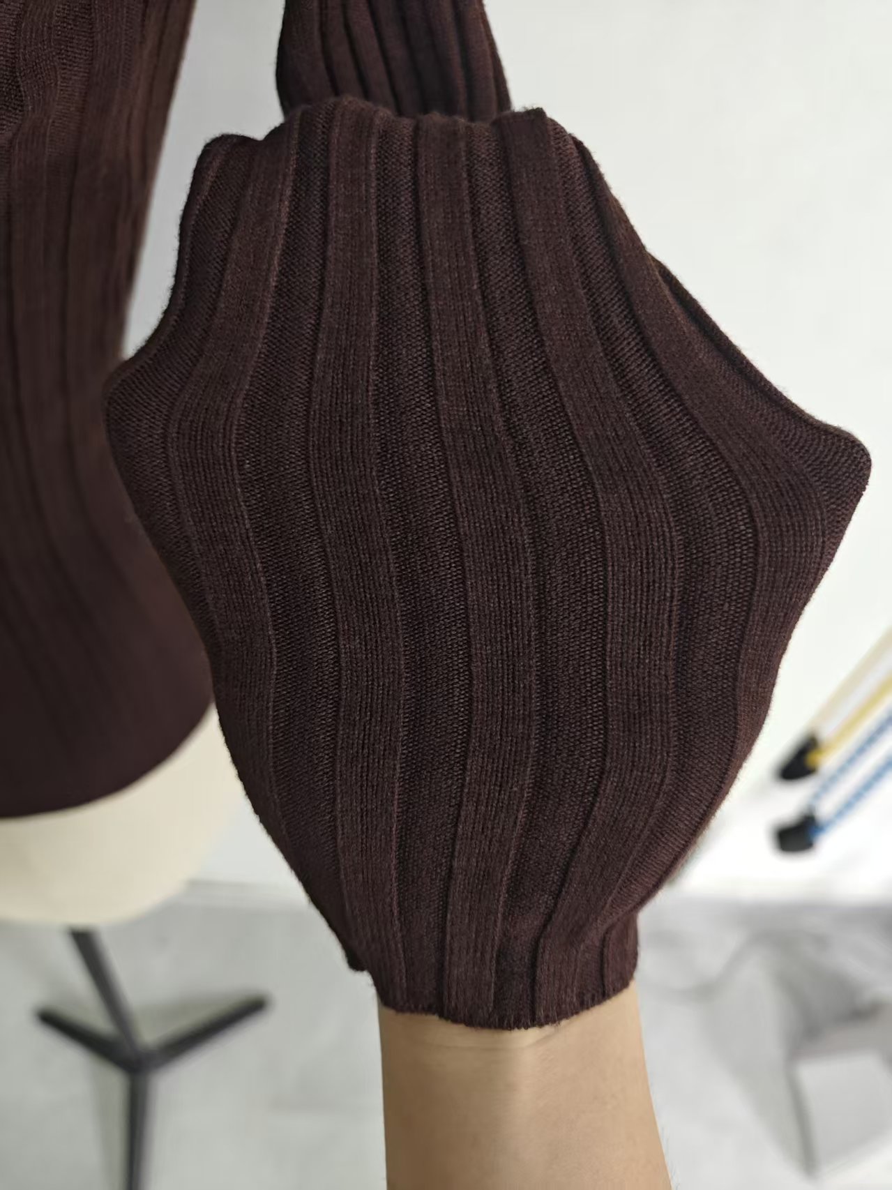 Detail shot of ribbed sleeve cuff ladies turtleneck sweater TF8829