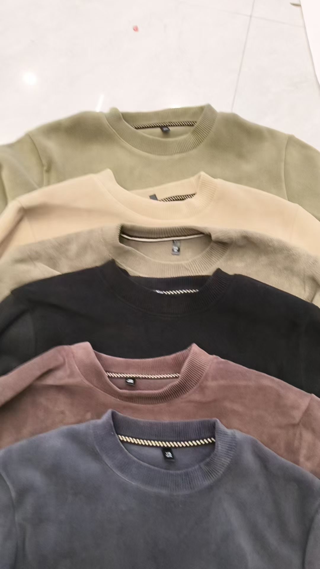 Wholesale men's dark green crew neck sweatshirt TF8660 multi-color flat lay