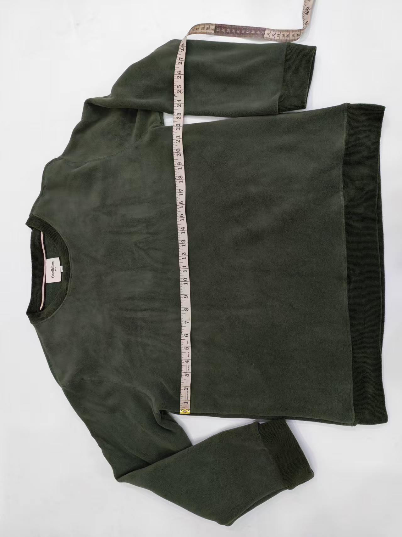 Wholesale men's dark green crew neck sweatshirt TF8660 multi-color flat lay