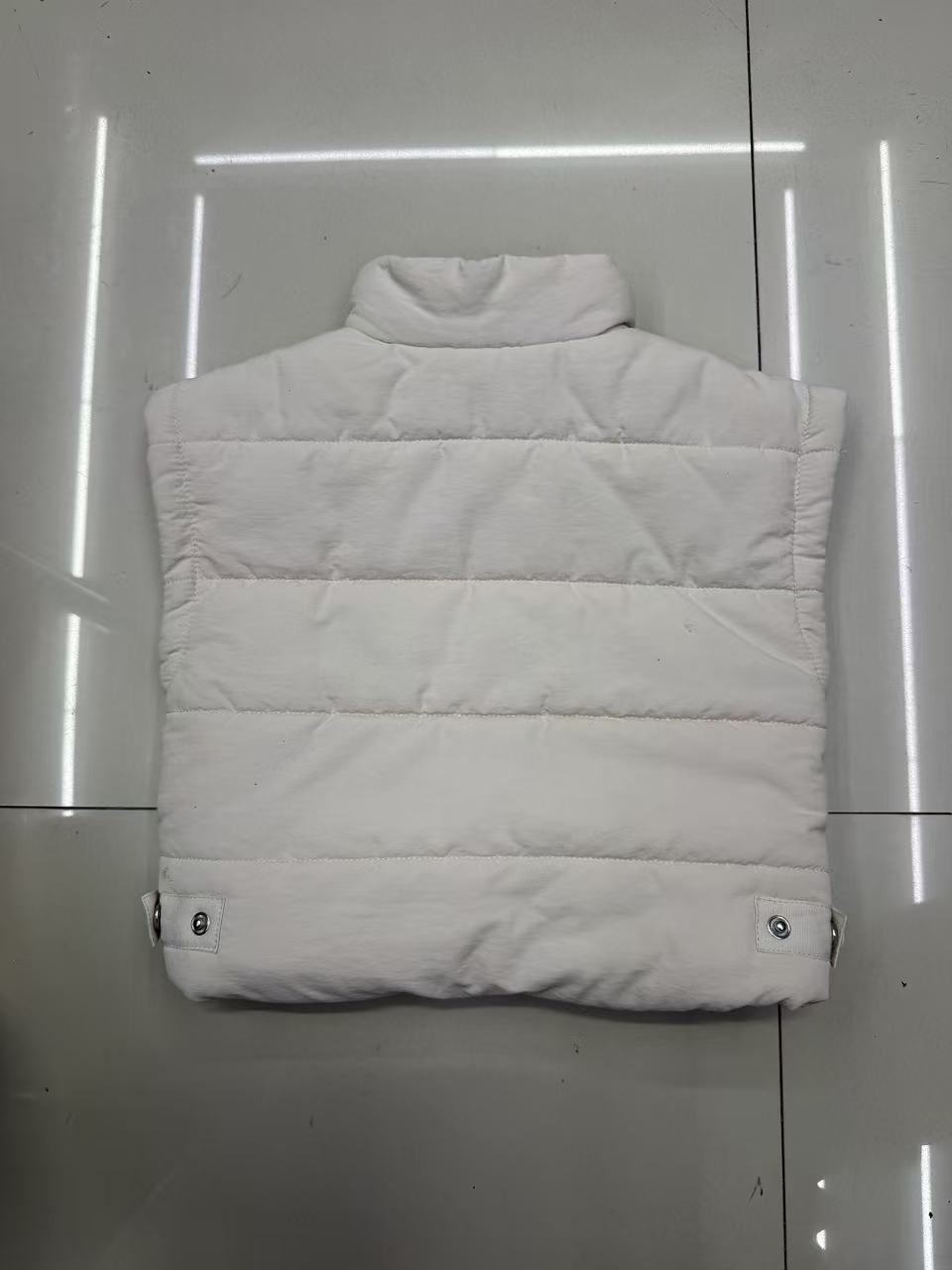 White kids puffer vest TF8955 back view flat shot