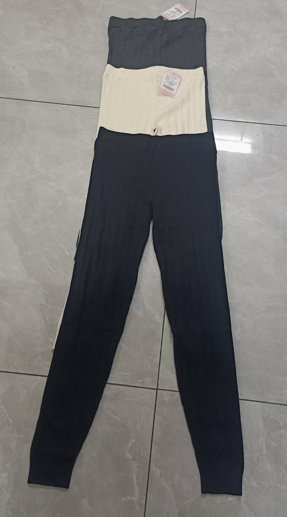 Ladies multi color knit leggings TF8715 pair shot