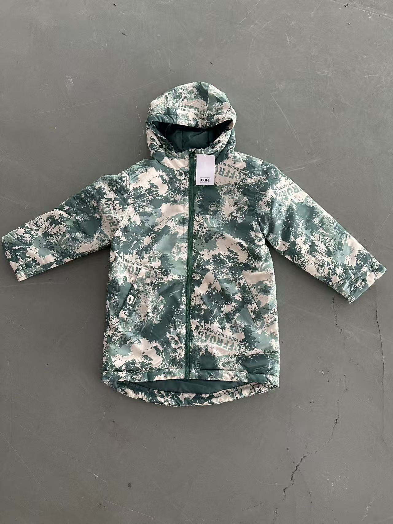 Boy's jacket in black and green tree camouflage print style TF8999 wholesale ready stock