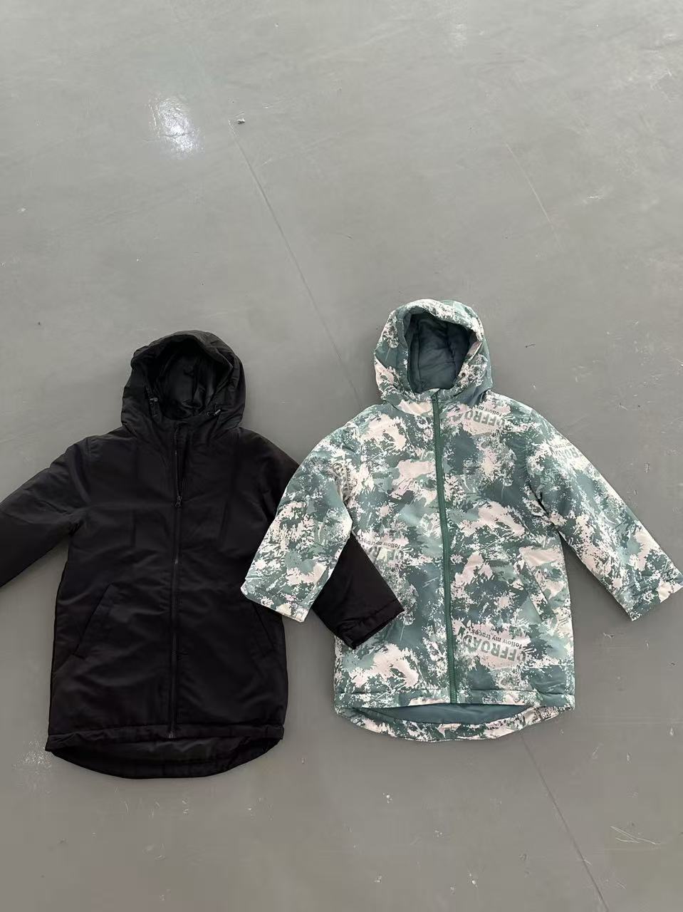 Boy's 100 percent polyester jackets in black and green camouflage TF8999