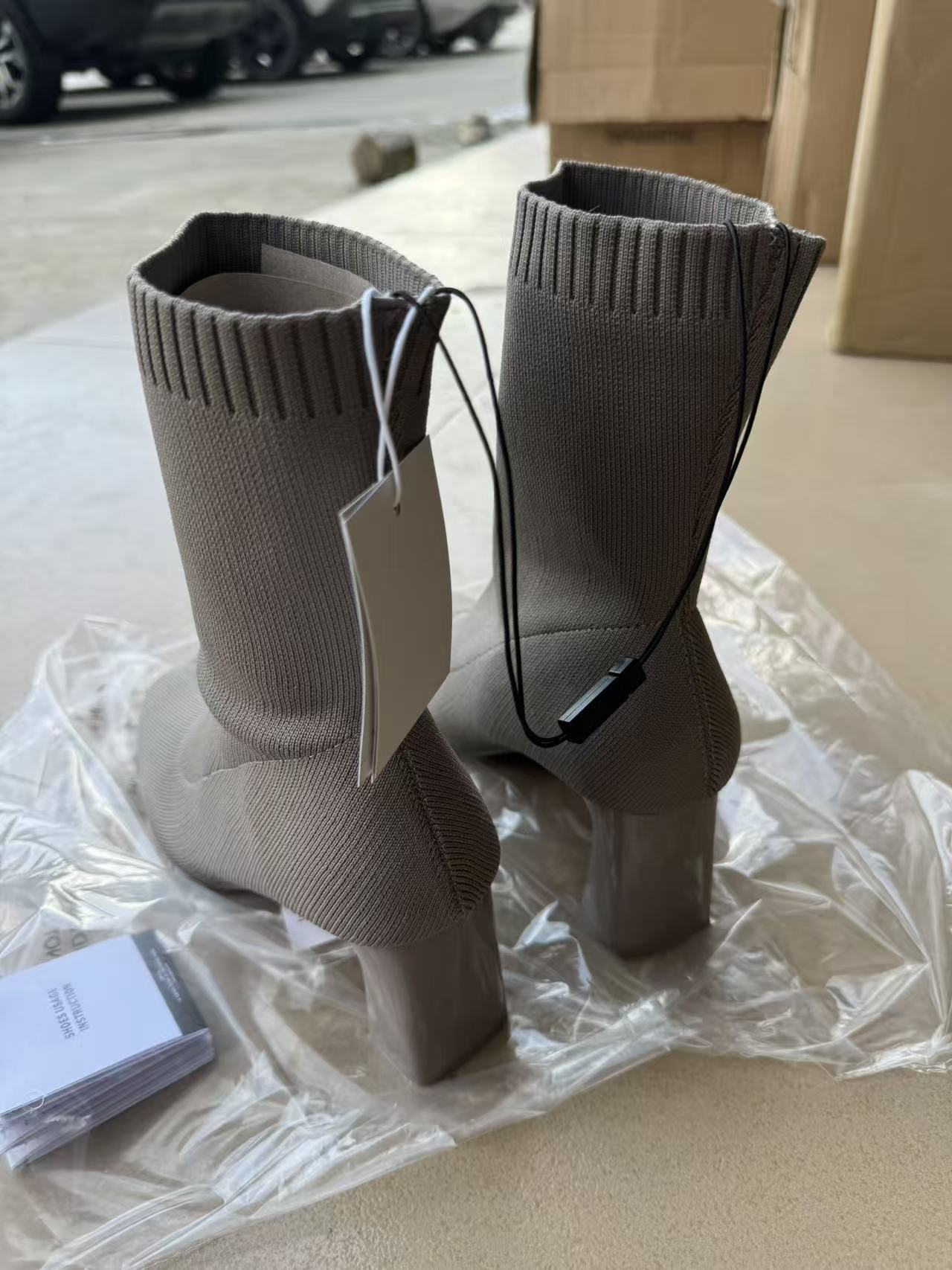 Pair of ladies sand ankle boots bulk wholesale TF8951