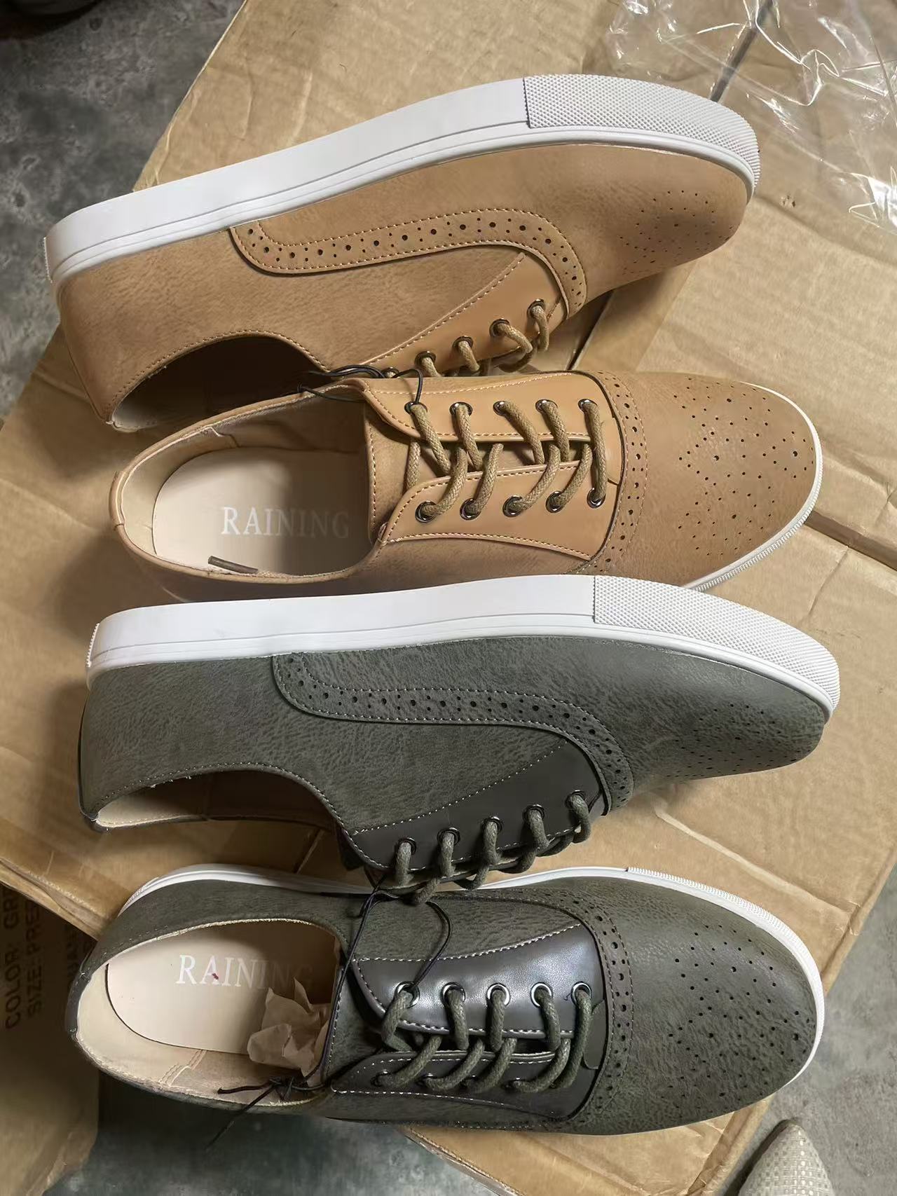Side view of men's outdoor casual sneakers style TF8898 bulk wholesale