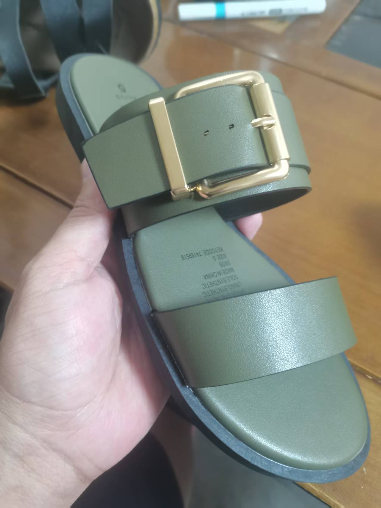 Buckle strap detail on ladies olive green suede slippers TF8758