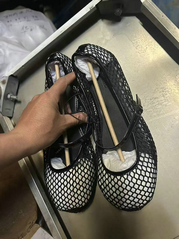 Handholding ladies black casual flat shoe style TF8736