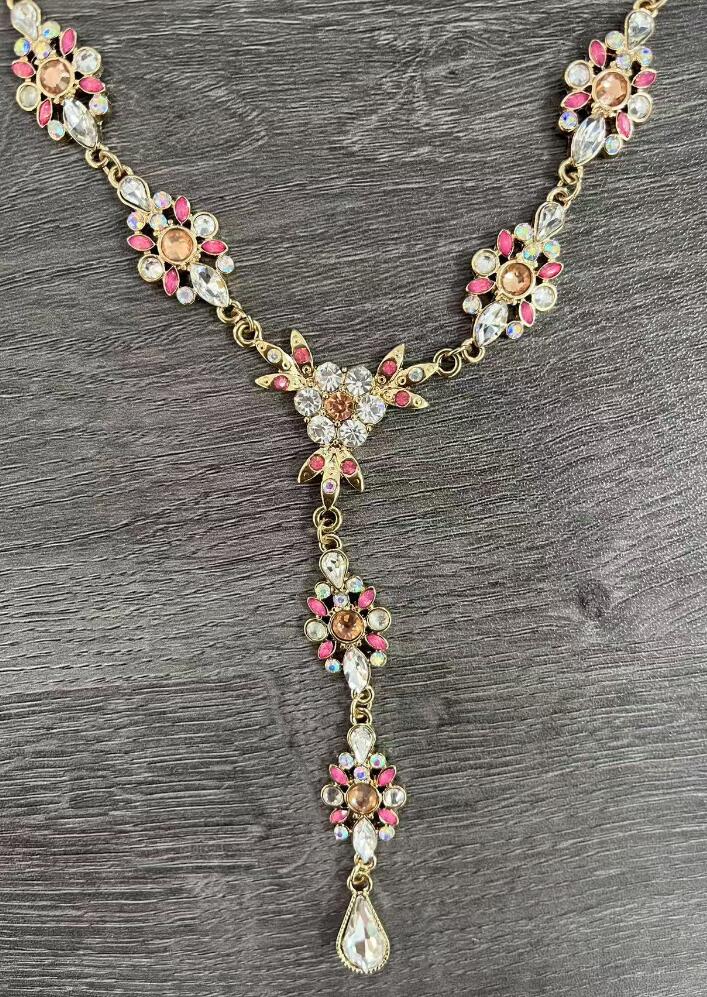 Pair of ladies gold and pink floral necklace style TF3417