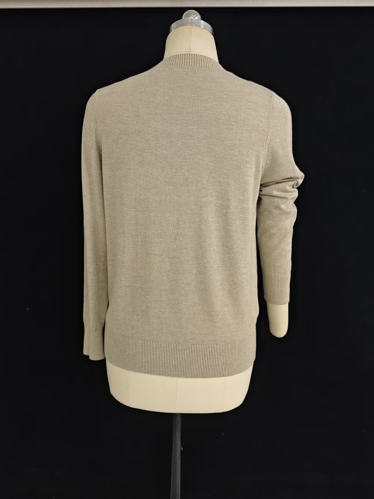 Back view of ladies' v-neck knitwear cardigan style TF8326