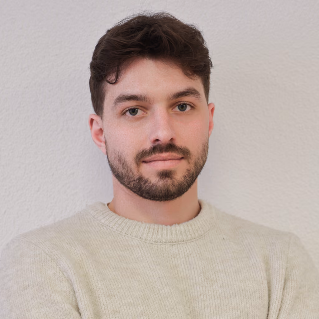 Portrait de Hugo, Chargé de relations entreprises — Icademie Aix-en-Provence