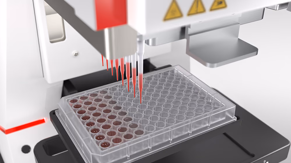 Appareil de laboratoire avec plaque multi-puits recevant des gouttes rouges déposées simultanément par une tête à plusieurs aiguilles.