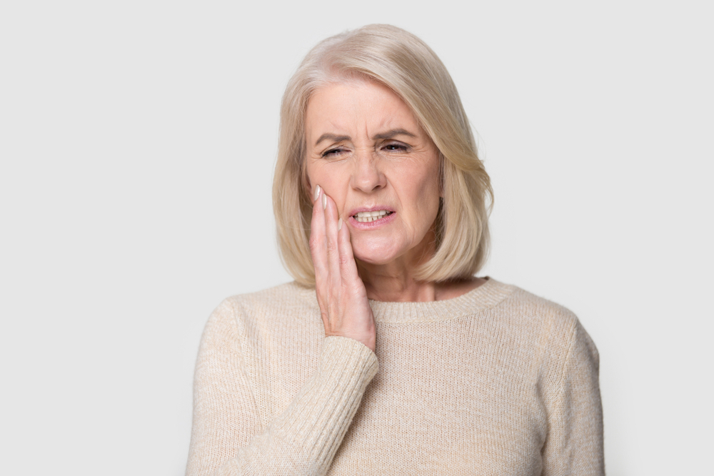 The link between gum health and aging