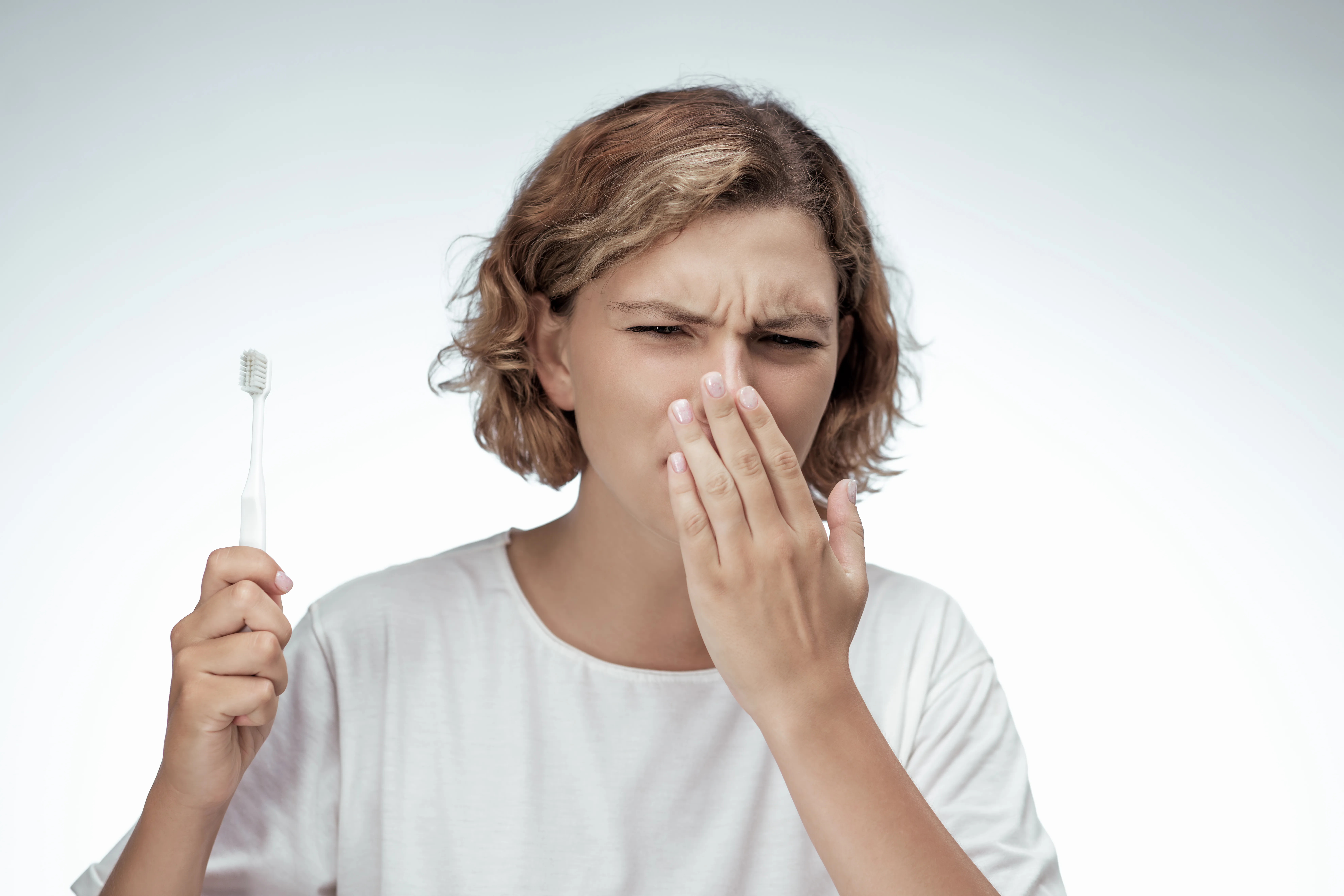 Persistent bad breath and dry mouth can have several underlying causes. At MacArthur Dental Arts in Irvine, CA, we evaluate your oral health to identify contributing factors and recommend care to help you feel more comfortable.