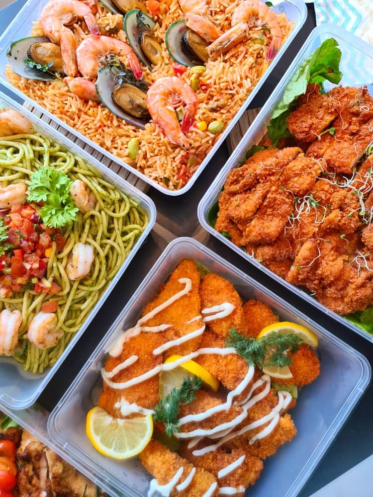 iDoCatering catering food in transparent container lunchbox