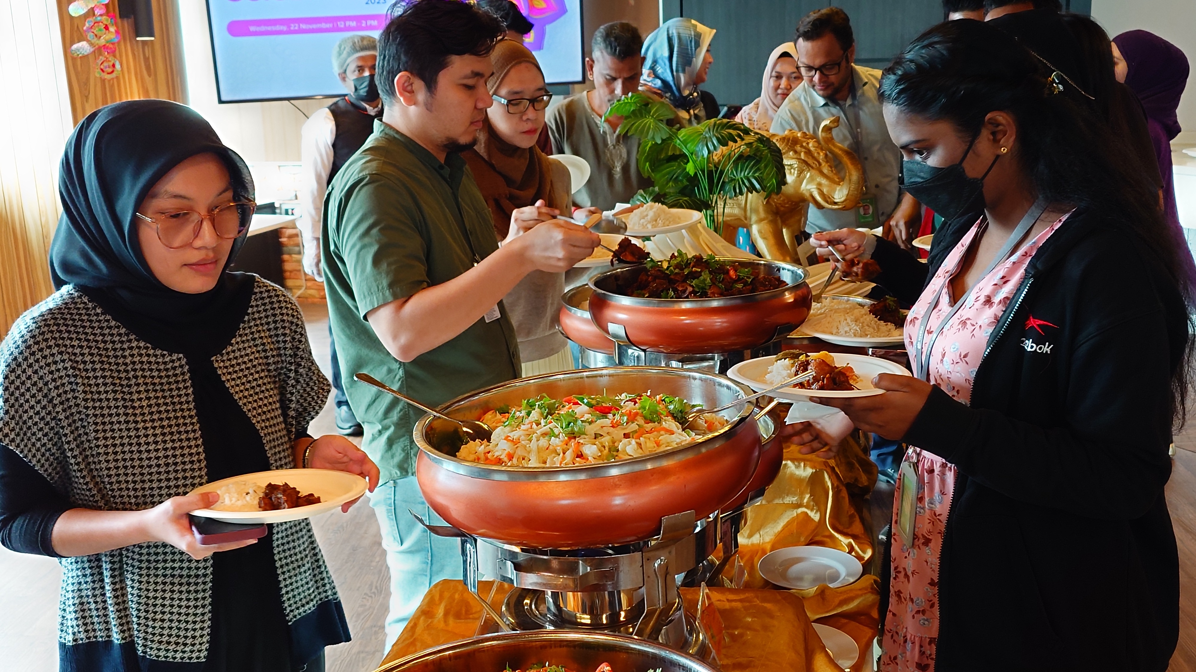 A Guide to Selecting the Best Catering for Deepavali Celebration