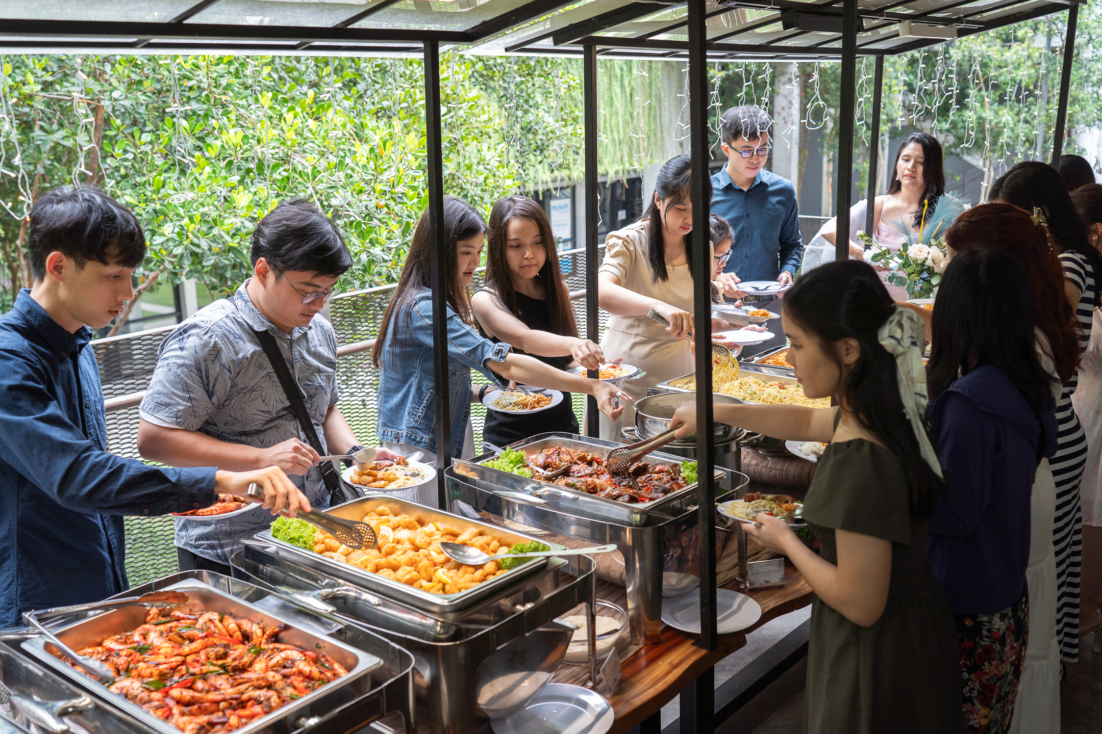 Top Wedding Buffet Catering Ideas for Your Perfect Garden Wedding