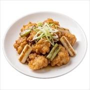 Nanban gai, Japanese fried chicken in a glossy glaze with shredded spring onion and leek — iDoCatering buffet