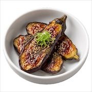 Nasu dengaku, miso-glazed aubergine with sesame seeds and spring onion — iDoCatering buffet