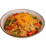 Golden egg fried rice topped with shredded golden egg, red and green chilli slices and spring onion — iDoCatering buffet