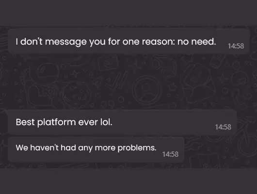 Screenshot of a customer message praising Digital Manager Guru’s platform and support.