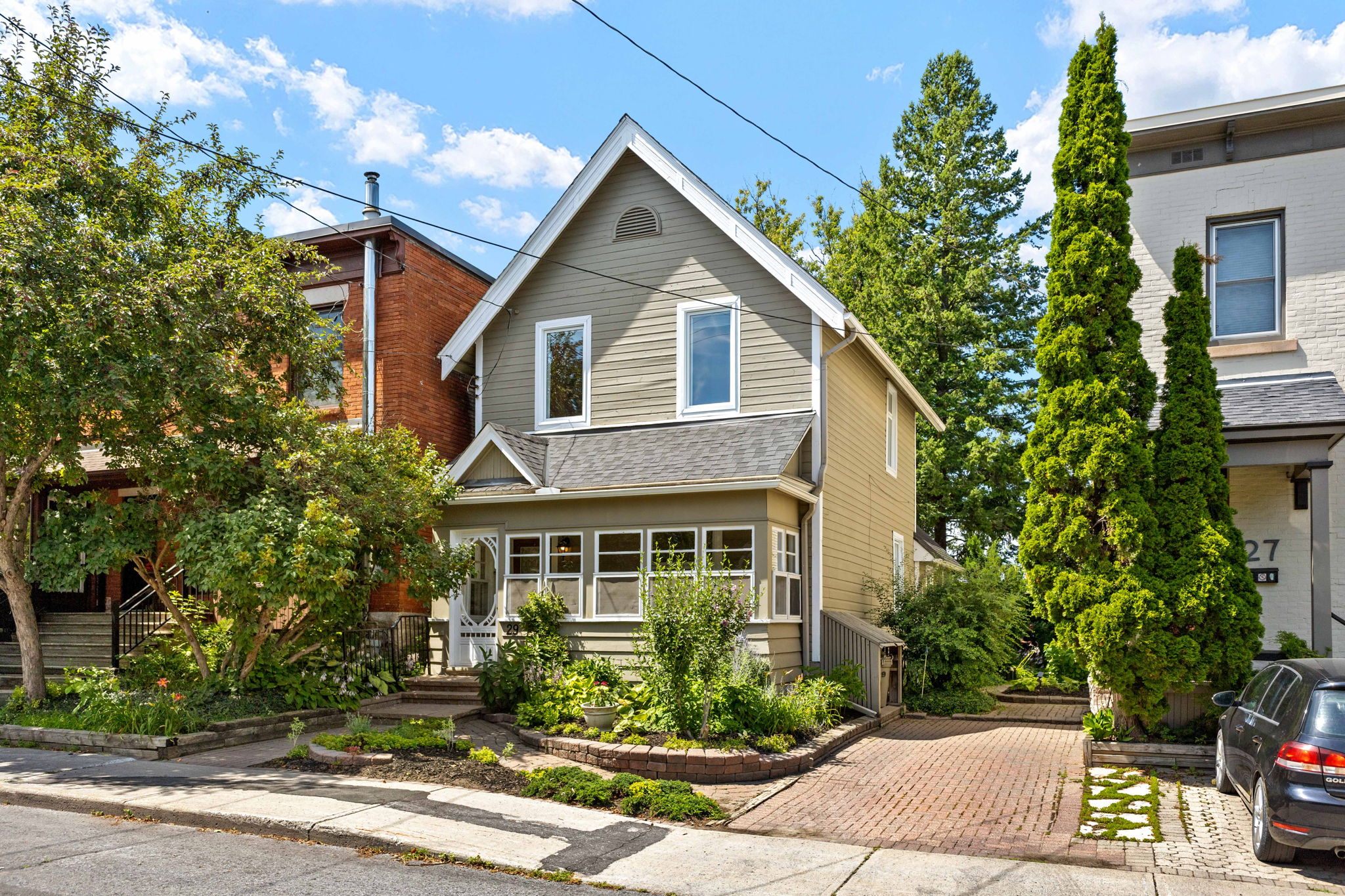 A character home on Strathcona Avenue in Ottawa