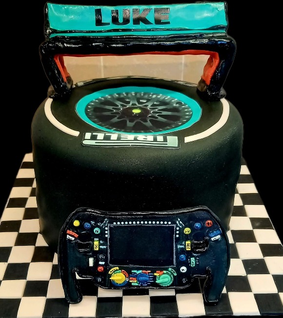 F1 Tyre Cake for Luke