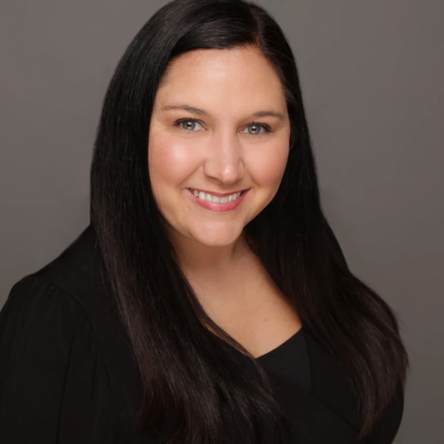 Kimberly Perry, Post Closing Manager at Luminary Title Group