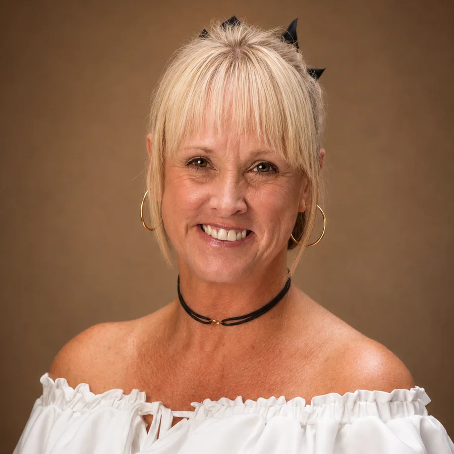 Kemberly Powell, Front Desk and File Setup Coordinator at Luminary Title Group