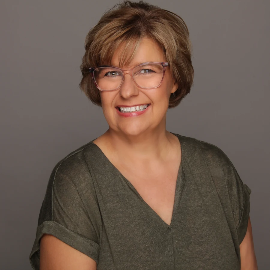 Tina Slagle, Business Manager at Luminary Title Group
