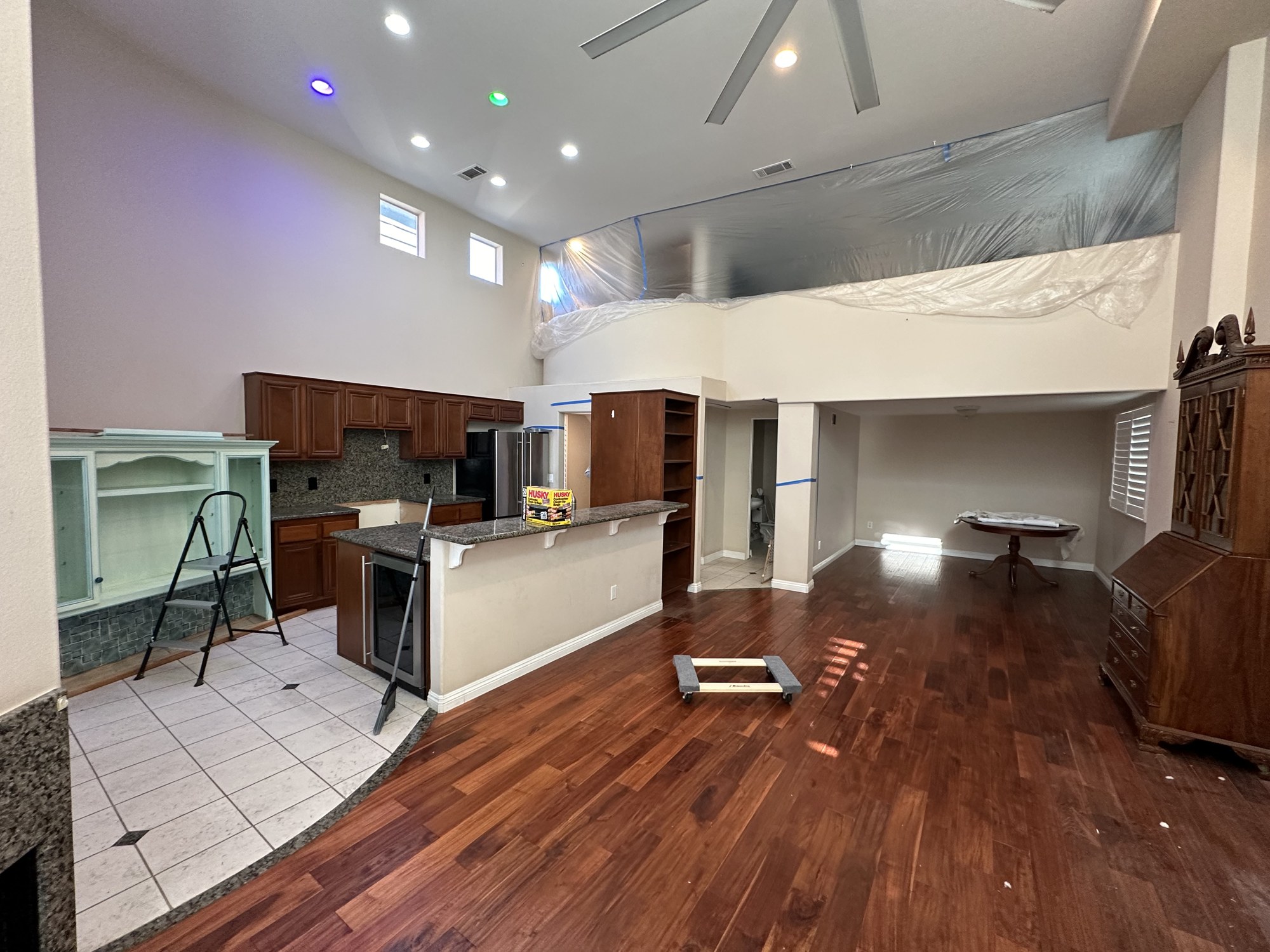 Allot Kitchen before remodel
