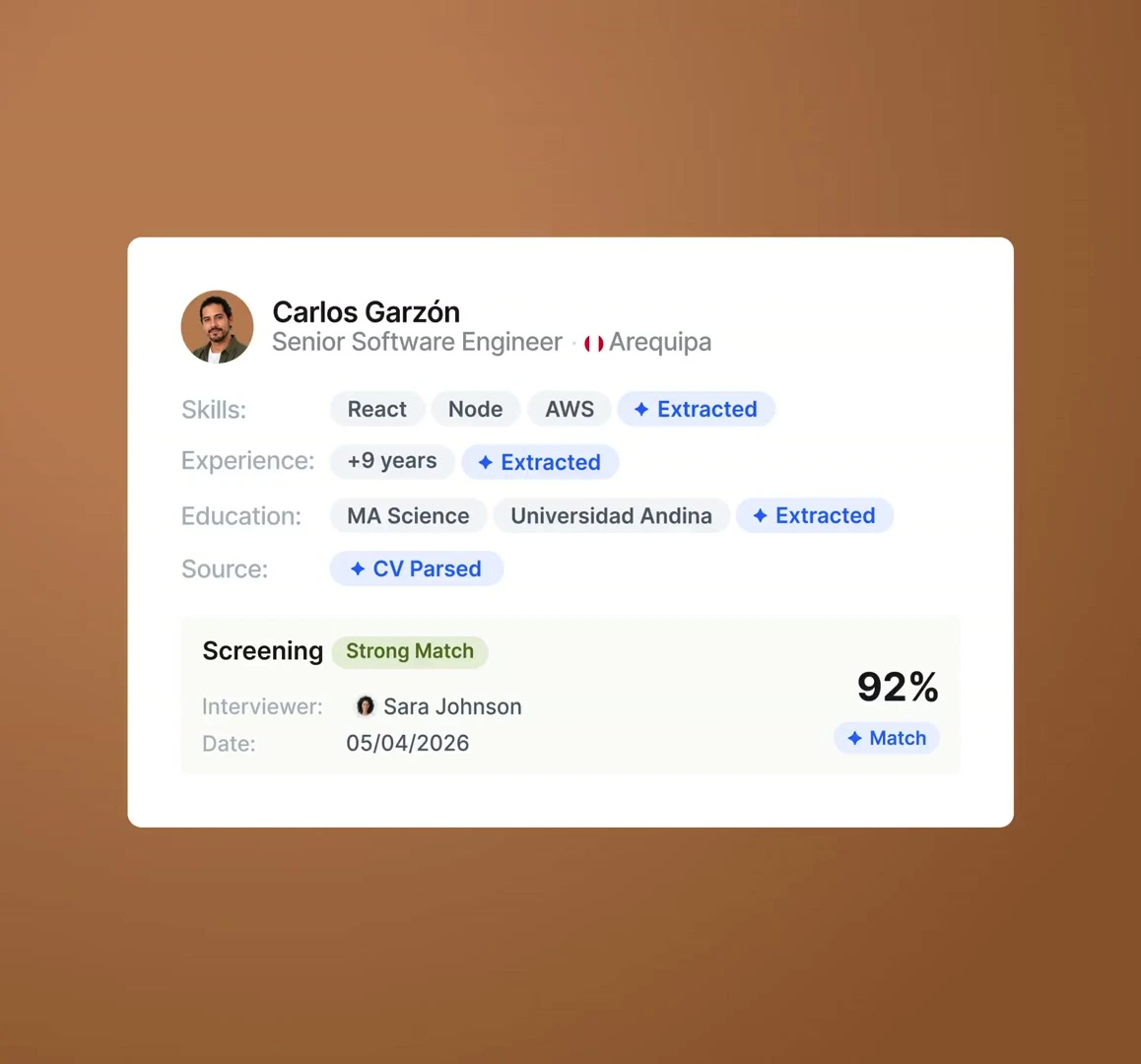 A digital profile card for Carlos Garzón, a Senior Software Engineer in Arequipa, displaying his skills, nine years of experience, and education.