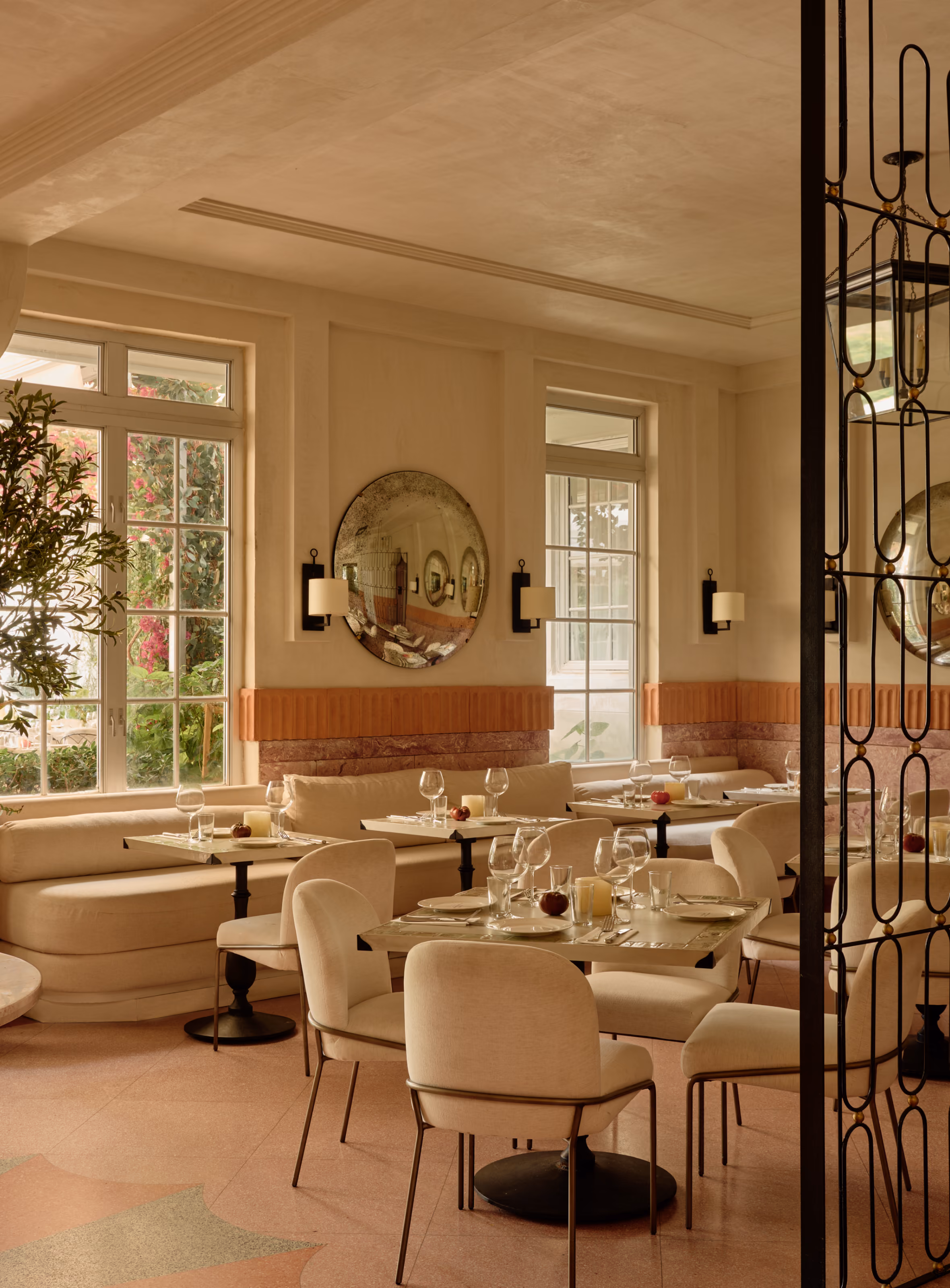 Bella Restaurant image 6