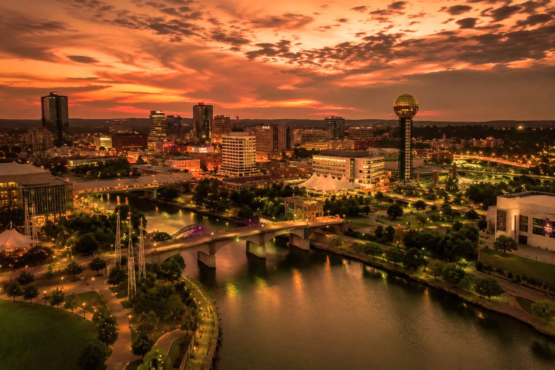 Knoxville, Tennessee at sunset