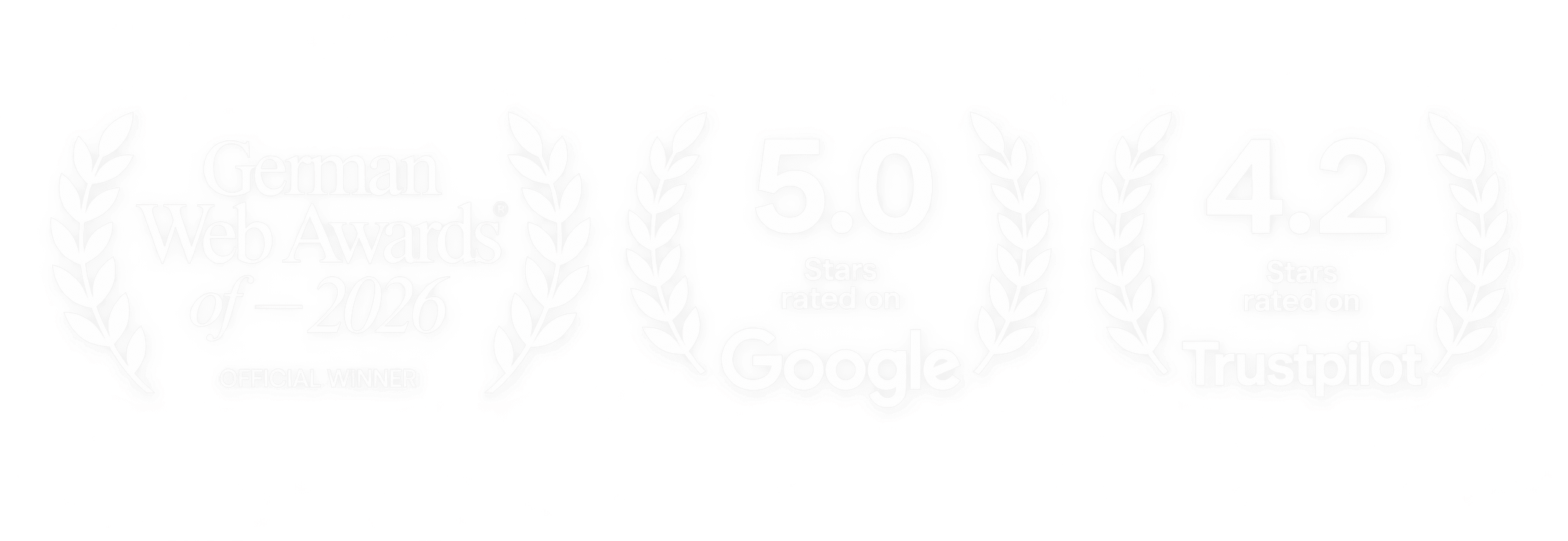 Auszeichnungen von Auftritt: German Web Award 2026 Gewinner, 5.0 Sterne auf Google, 4.2 Sterne auf Trustpilot