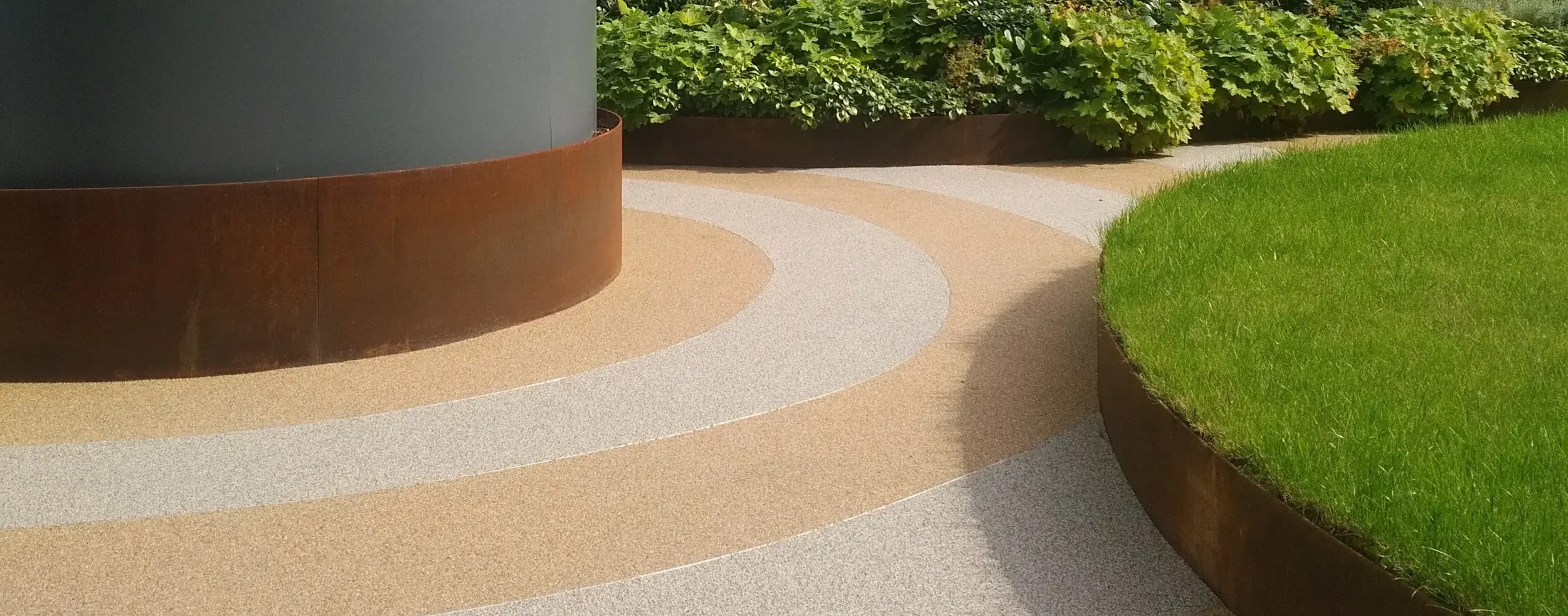 Urban landscape edging product gallery image