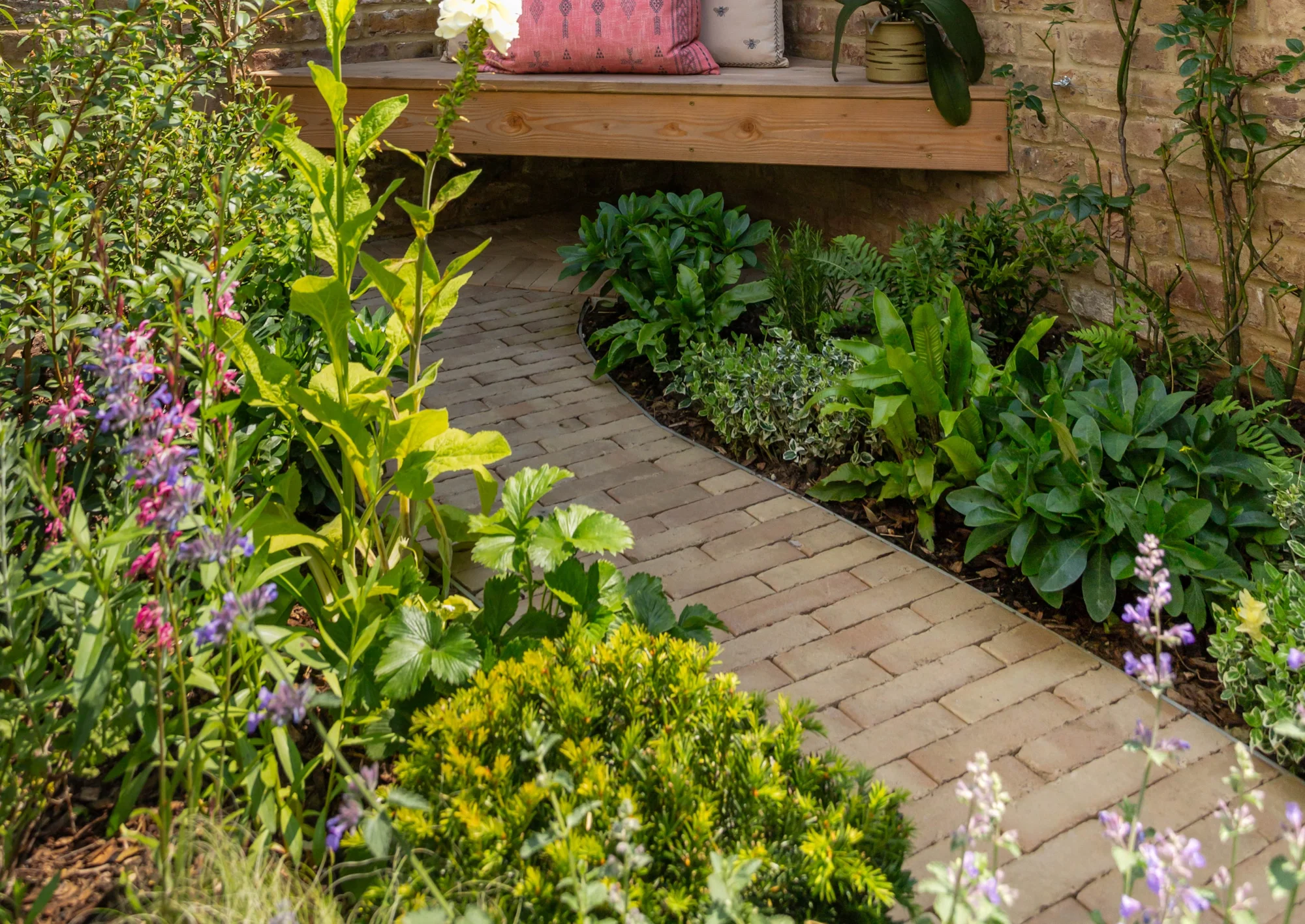Naturalistic Wildlife Garden landscape project